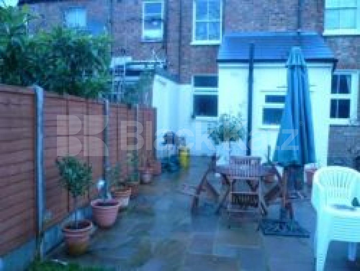 			LET, 2 Bedroom, 1 bath, 1 reception Flat			 Northbrook Road, BOUNDS GREEN